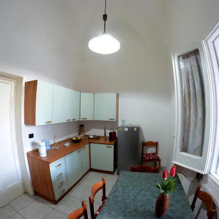 Origini - With Private Garden Apartment *